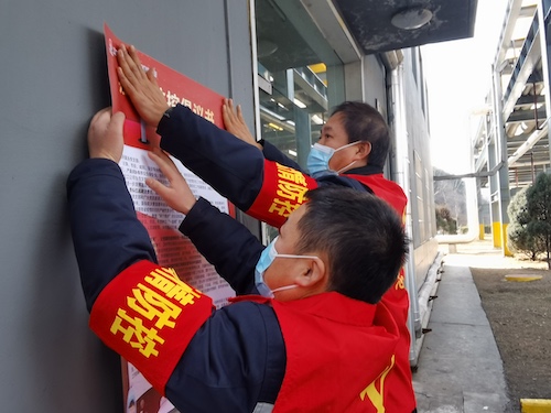 敬業(yè)奉獻(xiàn)，無悔青春做底色。.jpg